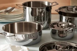 Batterie de cuisine Alessi Pots&Pans 7 pièces tout inox 18/10 design par Jasper Morrison