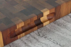 Billot de cuisine Wusaki en bois de noyer damier - 35 x 35 x 4 cm