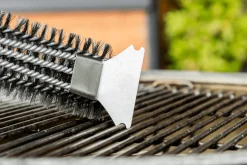 Brosse de nettoyage 3 en 1 MasterClass pour barbecue à poils en inox