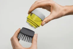 Brosse à vaisselle Joseph Joseph Palm Scrub avec réservoir