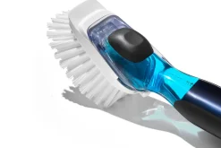 Brosse à vaisselle Oxo distributrice de savon