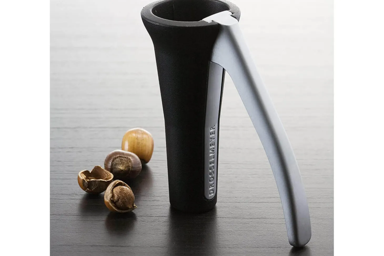 Casse-noix conique Drosselmeyer zamak et aluminium