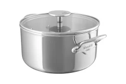 Cocotte Mauviel M'Urban4 en fonte d'inox avec couvercle en verre compatible induction