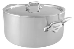 Cocotte Mauviel M'Urban4 en fonte d'inox avec couvercle inox compatible induction