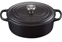 Cocotte ovale en fonte émaillée Le Creuset Signature 29cm Noir Mat