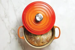 Cocotte ronde en fonte émaillée Le Creuset Signature 24cm Volcanique
