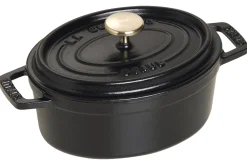 Cocotte Staub ovale en fonte émaillée noir mat