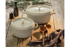 Cocotte STAUB ovale en fonte émaillée truffe blanche