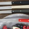 Coffret de 4 couteaux de table Opinel Bon Appétit Loft n°125 lames 11cm en inox manches en charme