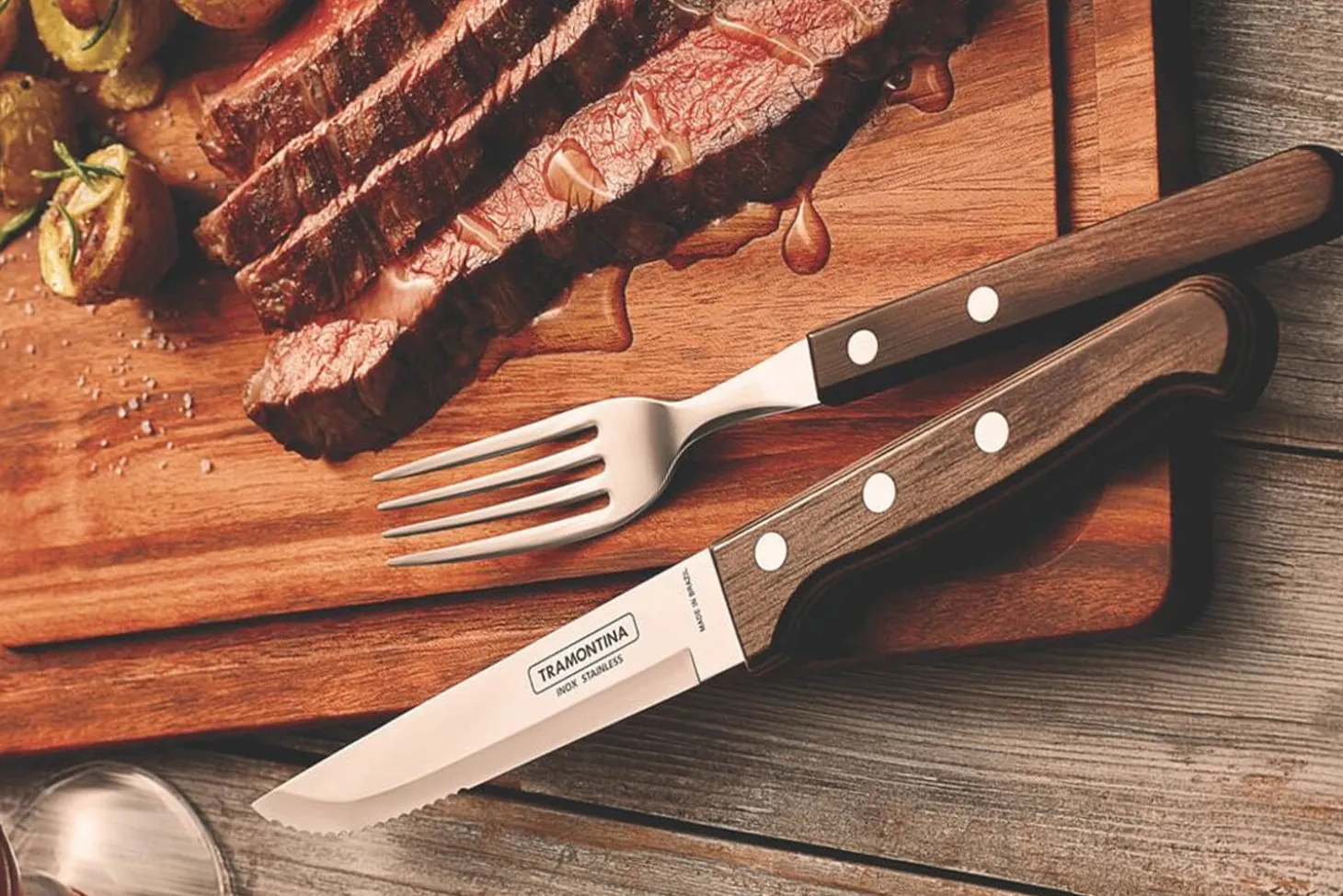 Coffret de 6 couteaux à steak lame crantée + 6 fourchettes Tramontina Jumbo