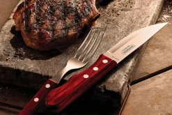 Coffret de 4 couteaux à steak Tramontina Jumbo coloris rouge