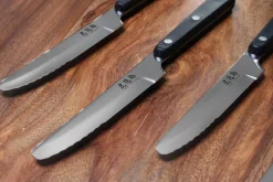 Coffret de table Wusaki 4 couteaux à steak 10.5cm à bout rond