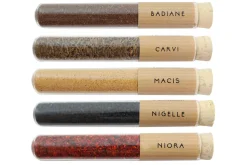Coffret 5 mini tubes d'épices Le Monde en Tube Mes p'tites épices Mes trouvailles
