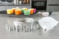 Coffret pâtissier Kitchencraft My Icing Set avec 14 douilles en acier inoxydable + poche en coton