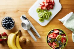 Coupe légumes et fruits Chef'n Freshforce en ABS gris