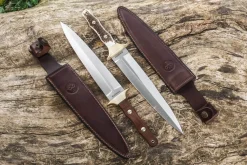 Couteau Böker Arbolito Colmillo Guayacan 02BA918G lame en acier 25cm manche en bois de Guayacan + étui en cuir
