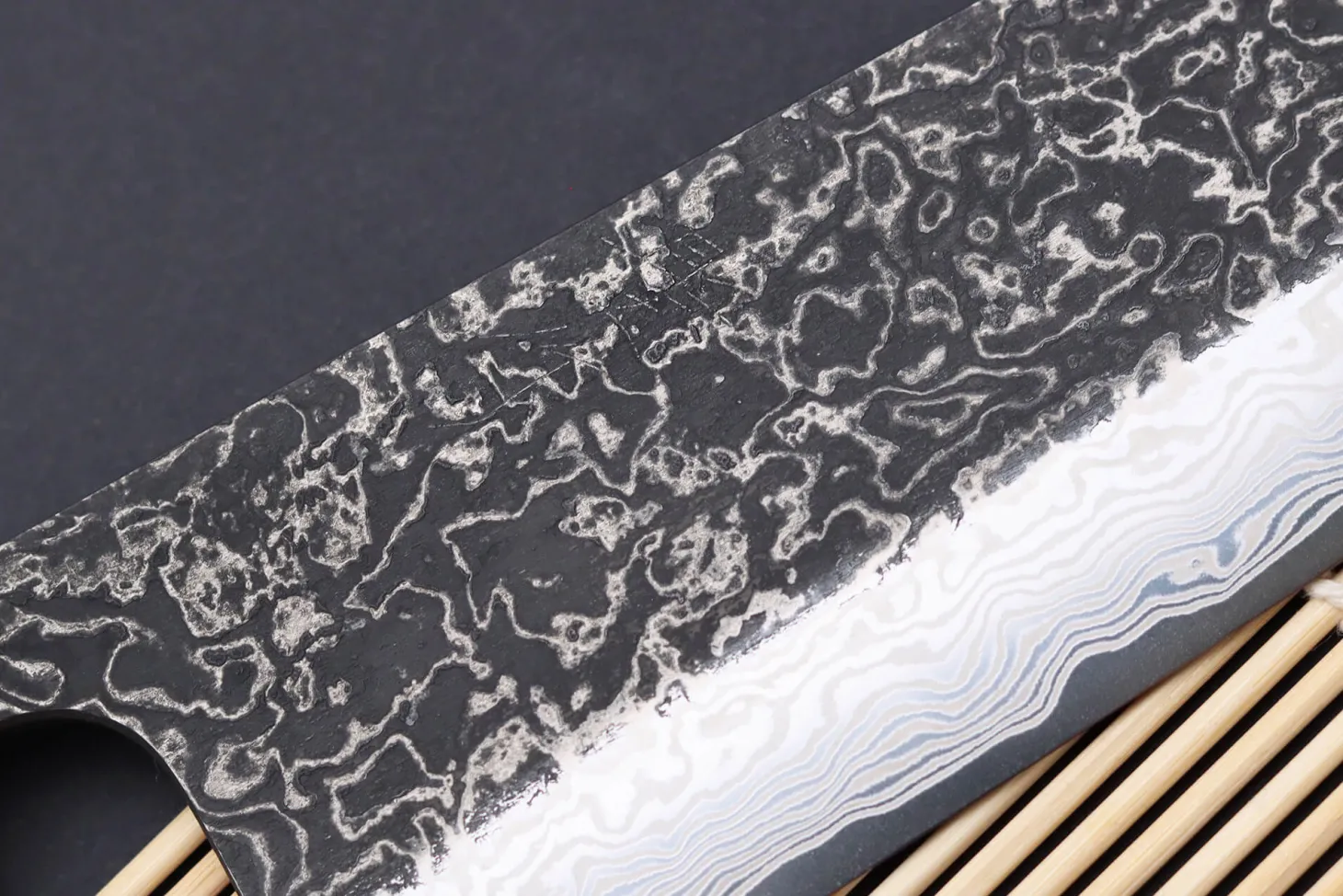 Couteau bunka 16,5cm japonais artisanal Masashi Yamamoto SLD Kuro damas