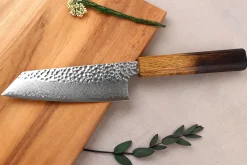 Couteau bunka 15cm japonais artisanal Wusaki Yaketa VG10 damas chêne brûlé