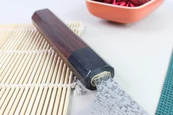 Couteau bunka japonais artisanal martelé Yu Kurosaki Shizuku 17cm acier SG2