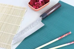 Couteau bunka japonais artisanal martelé Yu Kurosaki Shizuku 17cm acier SG2