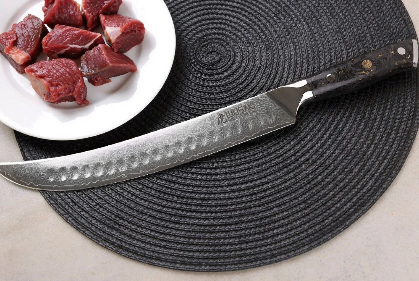 Couteau à découper Wusaki Sakin Damas 10Cr 25cm manche en fibre de carbone et feuille d'or
