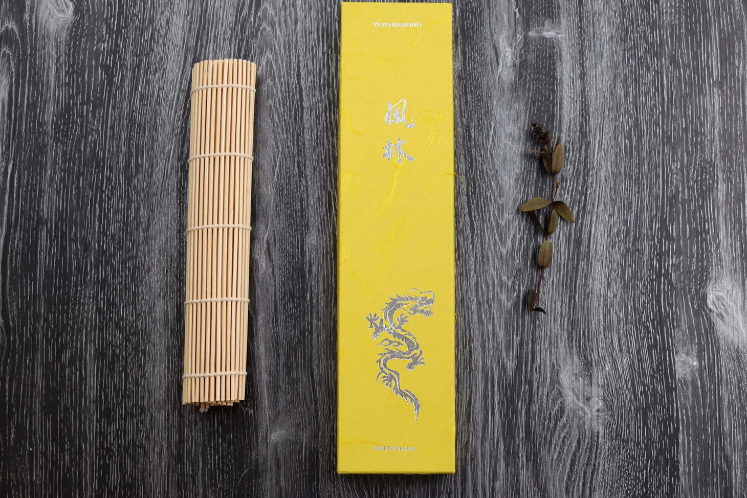 Couteau de chef 21cm japonais artisanal Yuzo SLD olivier et cognassier