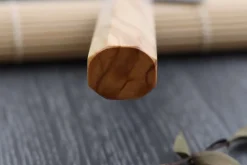Couteau de chef 21cm japonais artisanal Yuzo SLD olivier et cognassier