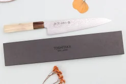 Couteau de chef 21cm japonais artisanal Toshitaka Suminagashi SG2 Damas