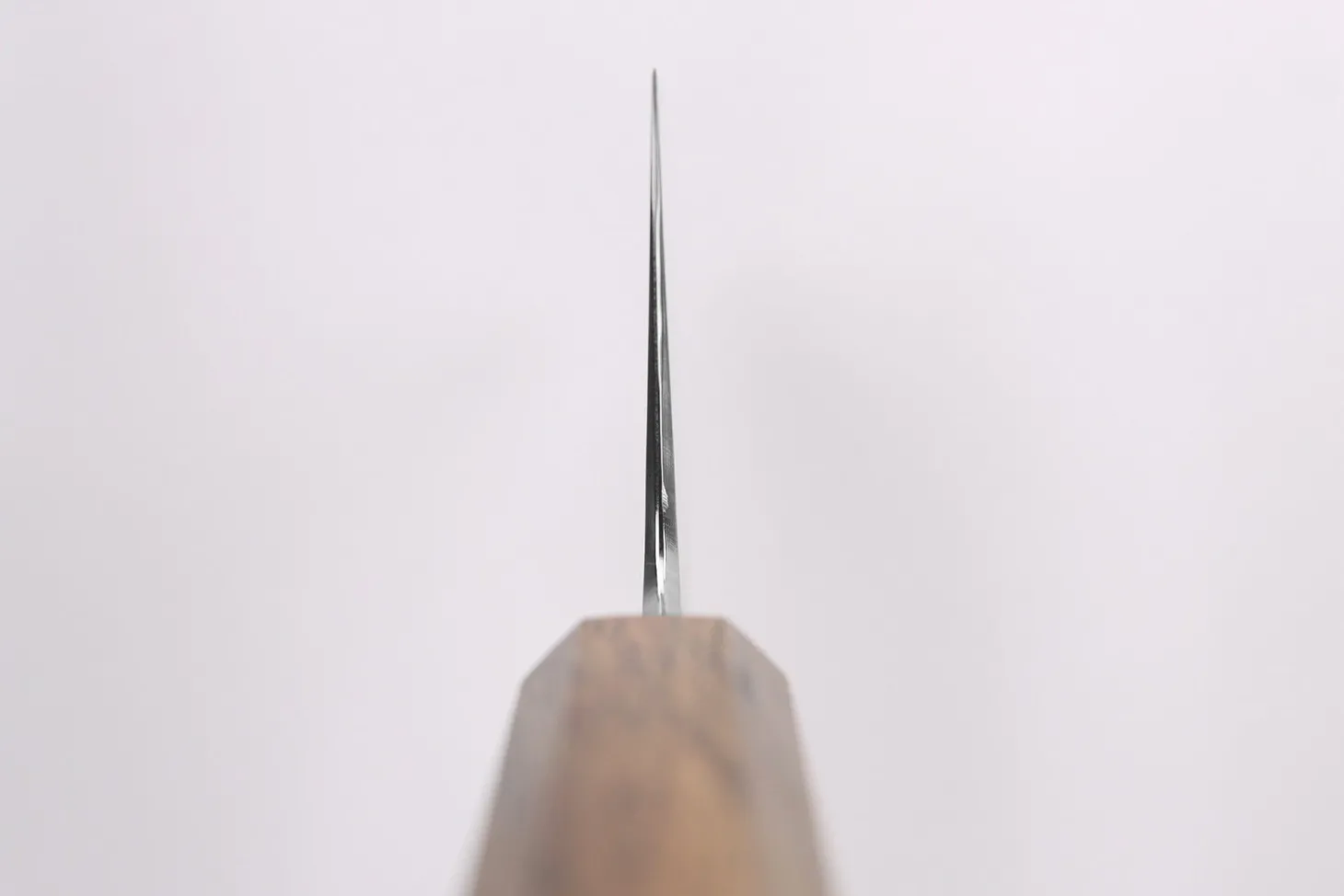 Couteau de chef 24cm japonais artisanal Hado Sumi B1D manche en chêne
