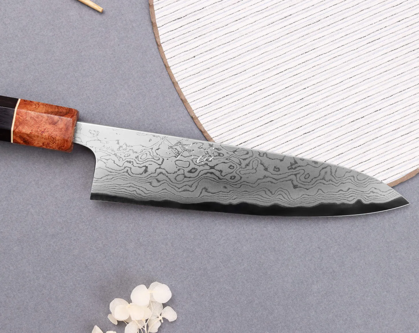 Couteau de chef 18cm japonais artisanal Toshihiro Wakui Aogami 2 damas laminé