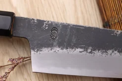 Couteau de chef 21cm japonais artisanal Sakai Kikumori Kikuzuki Kuro