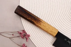 Couteau de chef 21cm japonais Sakai Takayuki Kurokage VG10 manche en chêne brûlé