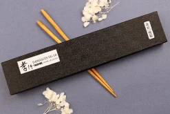 Couteau de chef 21cm japonais Sakai Takayuki Kashi Urushi VG10 damas