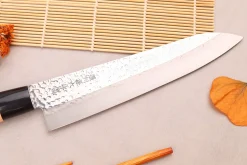 Couteau de chef 21cm japonais Satake Cutlery Tsuchime en magnolia