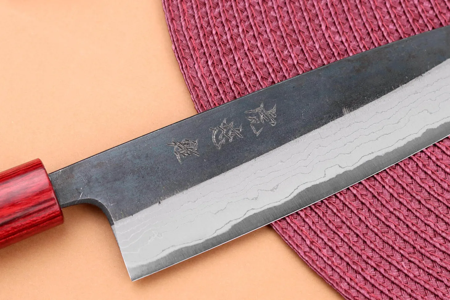 Couteau de chef japonais artisanal Wusaki Yuzo BS2 damas 21cm
