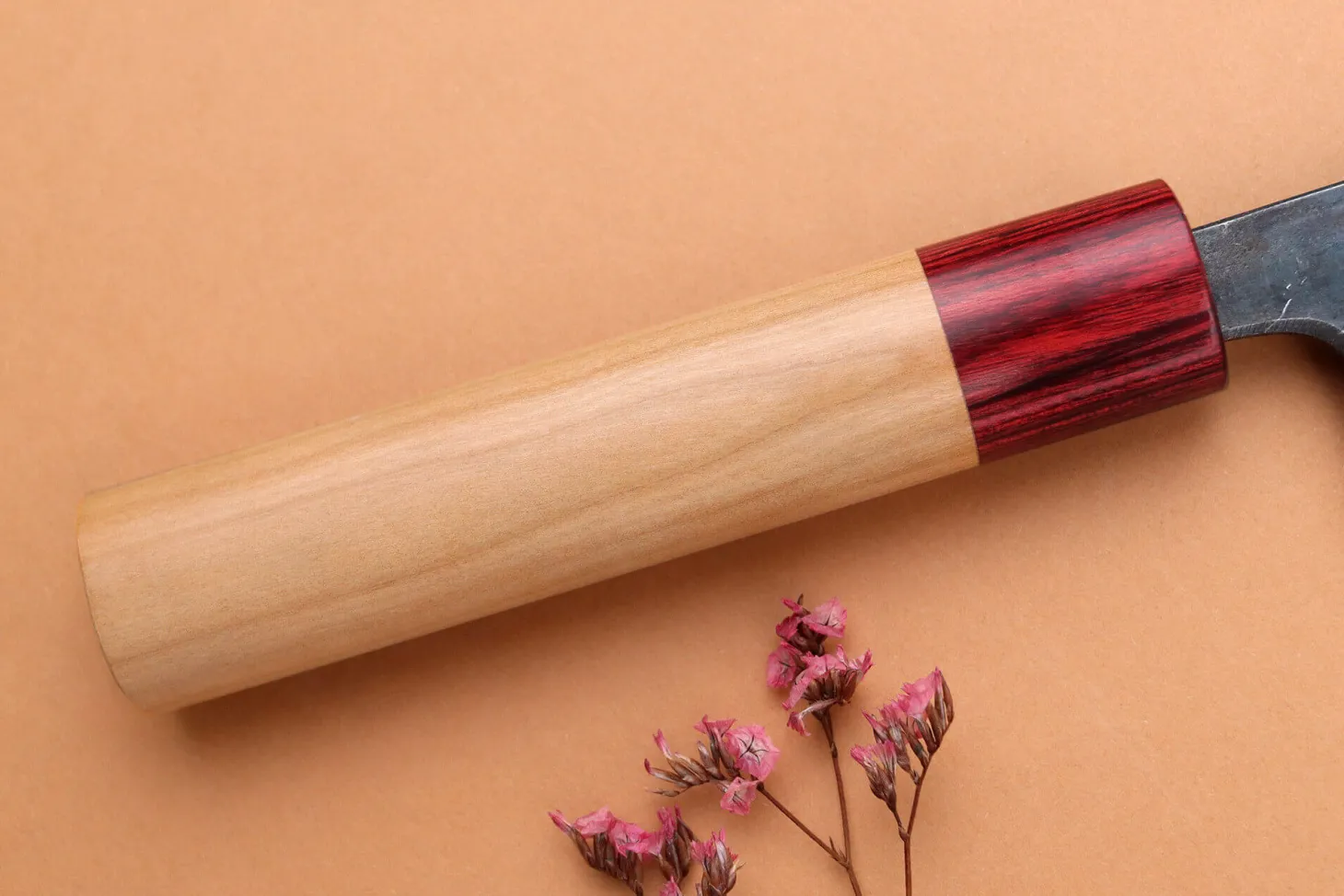 Couteau de chef japonais artisanal Wusaki Yuzo BS2 damas 21cm