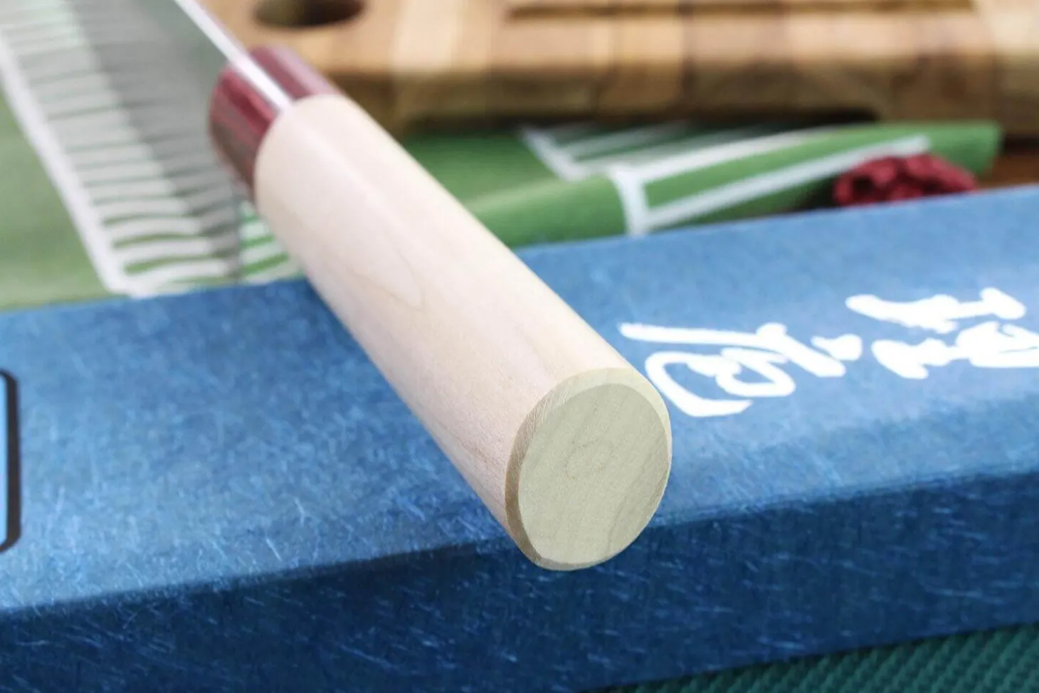 Couteau de chef japonais artisanal Masakage Kiri 27cm damas 49 couches