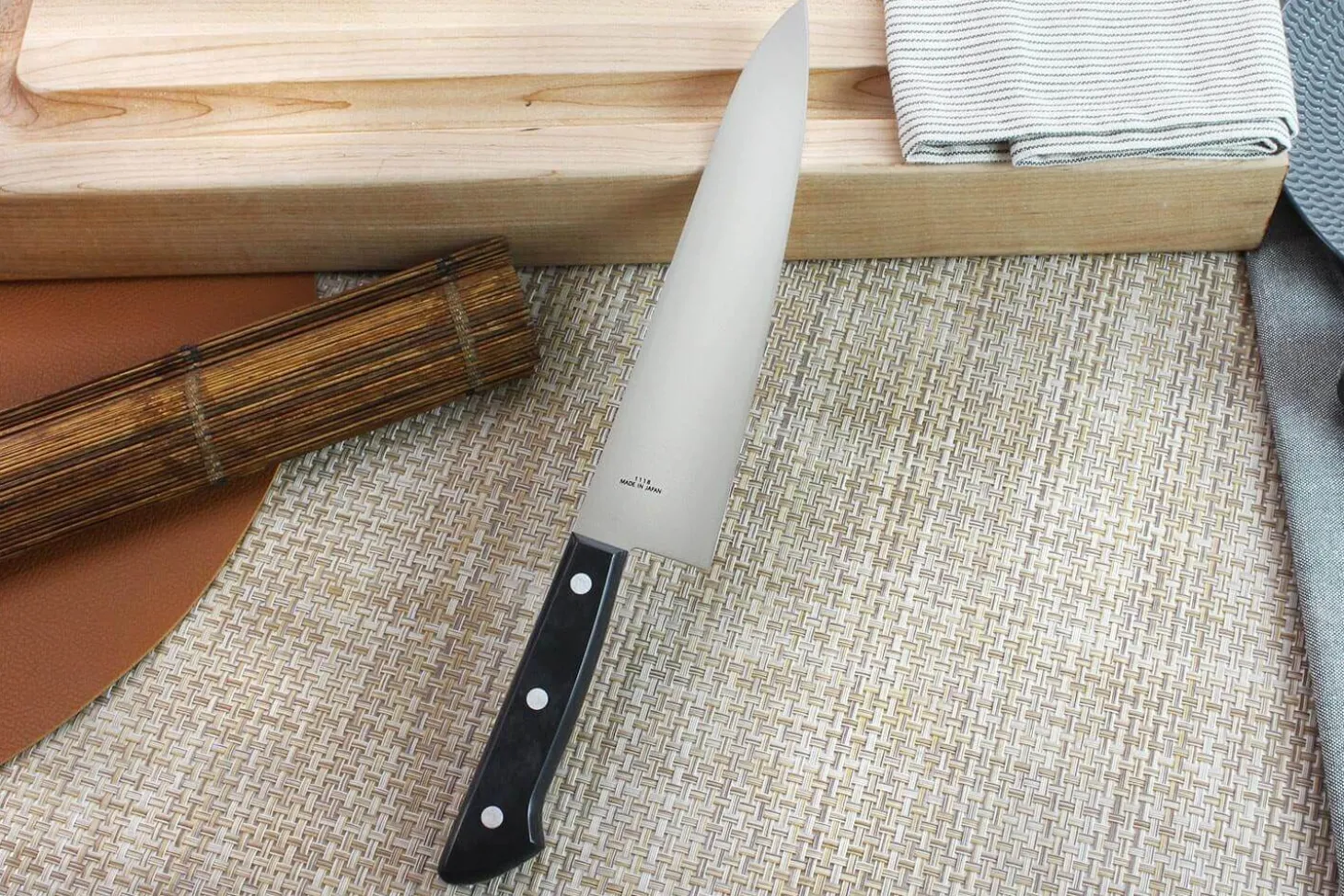 Couteau de chef japonais MAC Chef 21.5cm