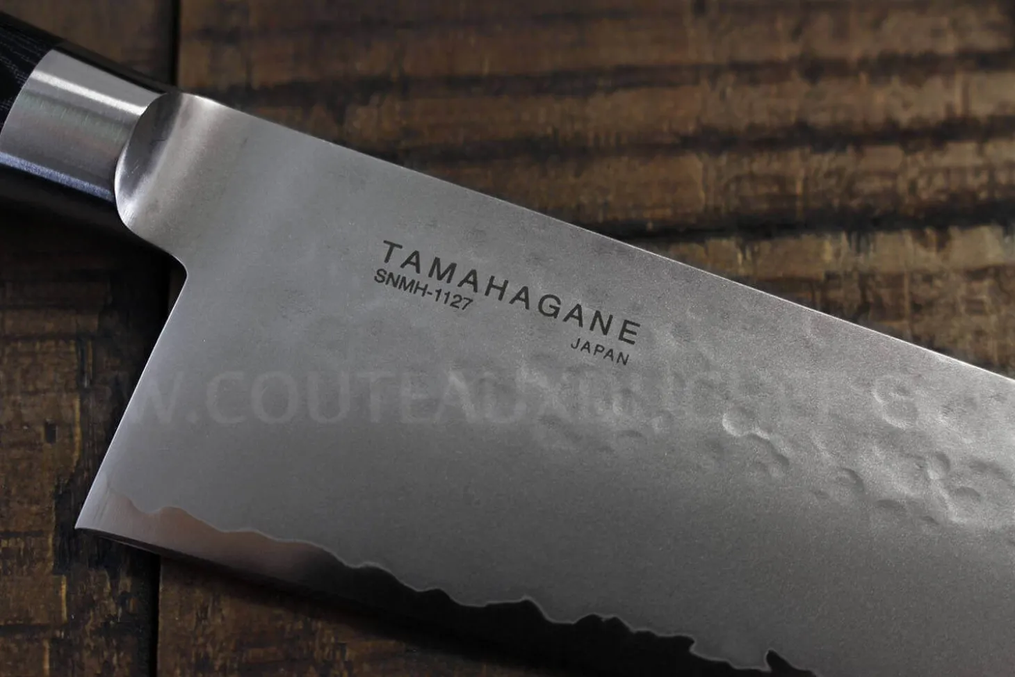 Couteau de chef japonais Tamahagane Tsubame lame martelée 15cm acier VG5