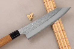 Couteau de chef kiritsuke 20cm japonais artisanal Nigara Hamono Migaki Tsuchime SG2 teck