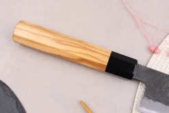 Couteau de chef kiritsuke 24cm japonais artisanal Hinoura Mutsumi Ajikataya Black Nashiji