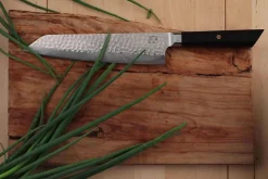Couteau de chef kiritsuke Kotai lame martelée 20cm manche ébène avec fourreau