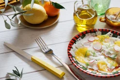 Couteau de table Opinel Bon Appétit Bois n°125 lame 11cm en inox manche en charme jaune