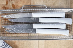 Couteau de table Opinel Bon Appétit + lame 11cm en inox manche en polymère nuage