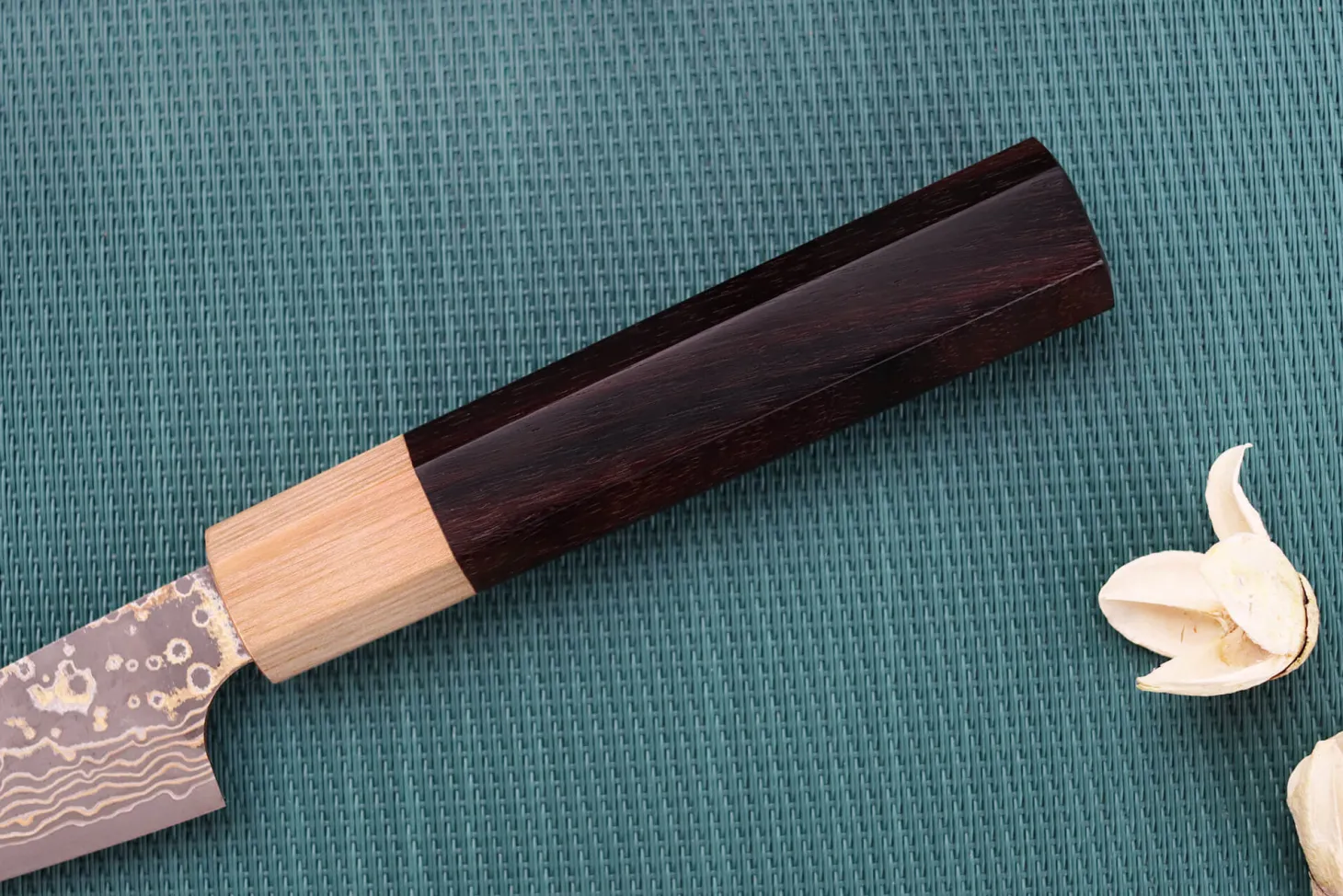 Couteau d'office 9cm japonais artisanal Takeshi Saji VG10 Gold