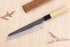 Couteau kiritsuke 21cm japonais artisanal Sakai Kikumori Kikuzuki Kuro