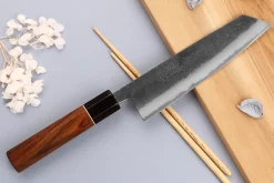 Couteau kiritsuke 18cm japonais artisanal Yuzo Black Nashiji