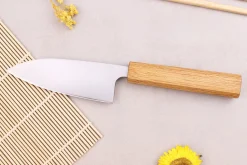 Couteau ko-deba 12cm artisanal japonais Tsunehisa AUS8 manche en chêne
