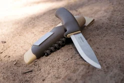 Couteau Mora Bushcraft Survival 13033 lame inox 10,9cm manche caoutchouc marron avec allume-feu + étui