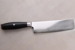 Couteau nakiri 17cm Wusaki Fujiko Black 10CR